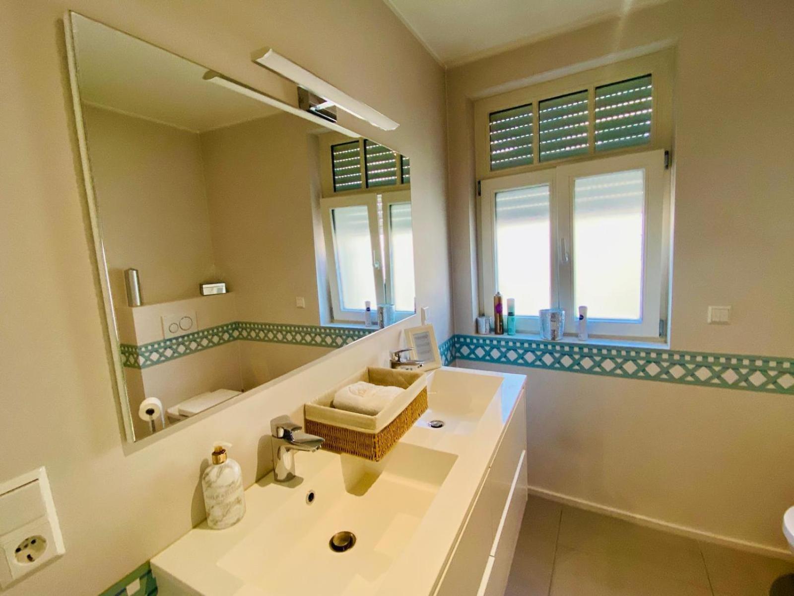 Petrusse Elite Suites Luxembourg Bagian luar foto